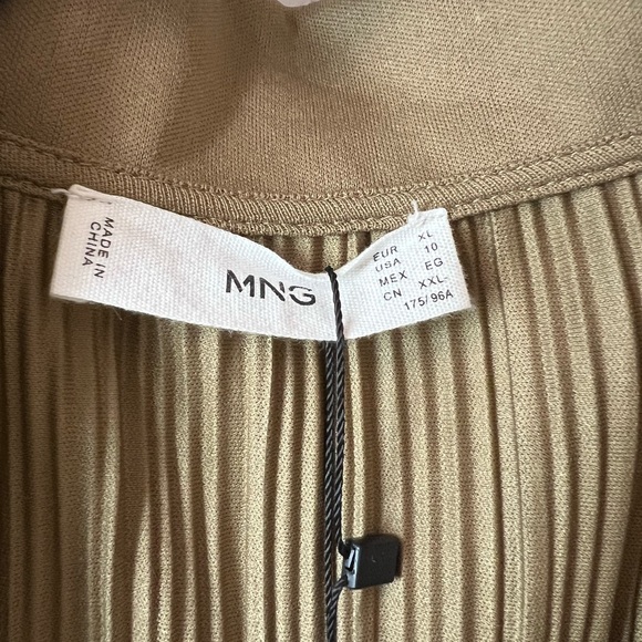 NWT Mango Pleated Wrap Dress - Picture 8 of 13